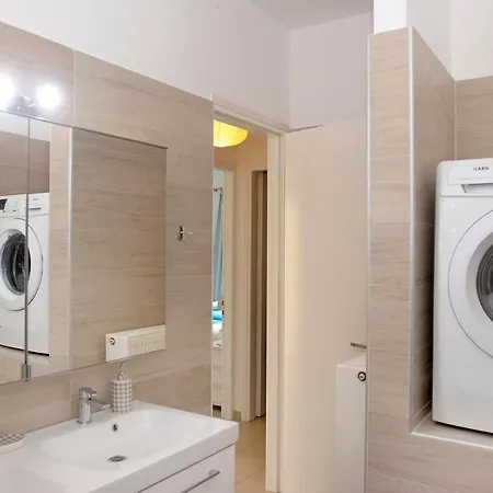 بيت للعطل Rose House Kompítsion