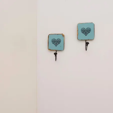 Rose House 度假居 Kompítsion