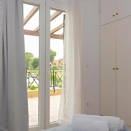 Dom wakacyjny Rose House Kompítsion