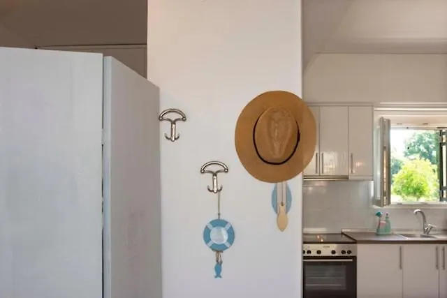 Semesterbostad Rose House *