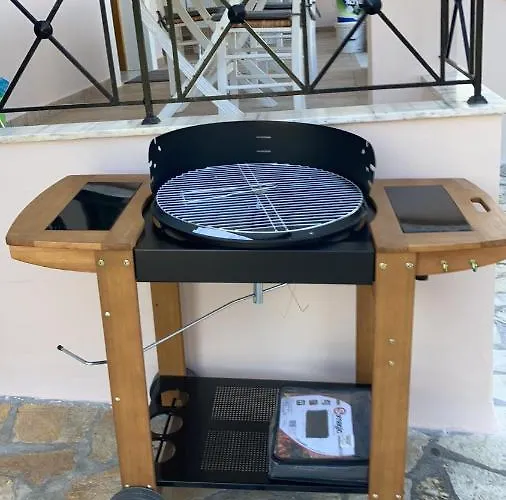 Rose House Semesterbostad *