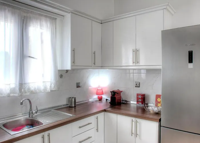 Rose House Semesterbostad